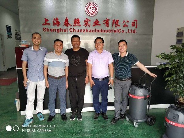 全裕磷酸鐵鋰電池與智能充電器，品質穩定，服務周到！